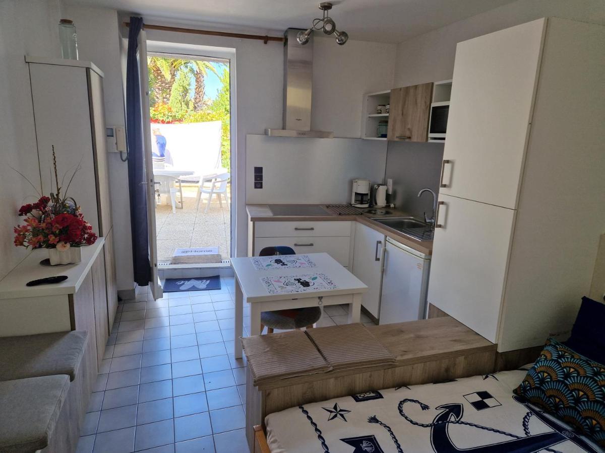 Residence Brizeux Роскоф Экстерьер фото